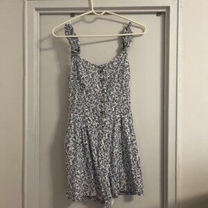 Hollister blue and white floral jumper / romper (NWT size: M)